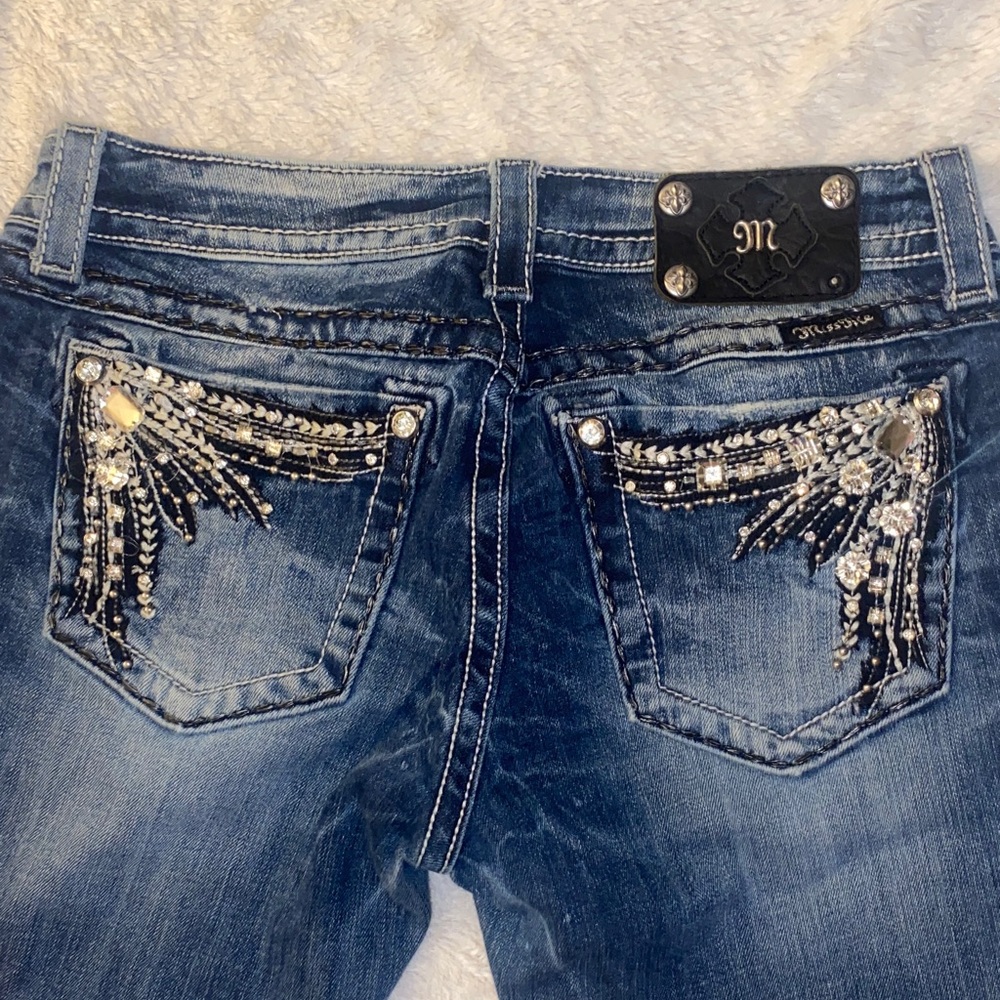 Miss Me SZ 29 Dark Wash Boot Cut Jeans w/ Embellishment & Jewels on Back Pockets